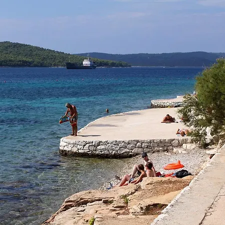 Apartments By The Sea Milna, Brac - 5242 *