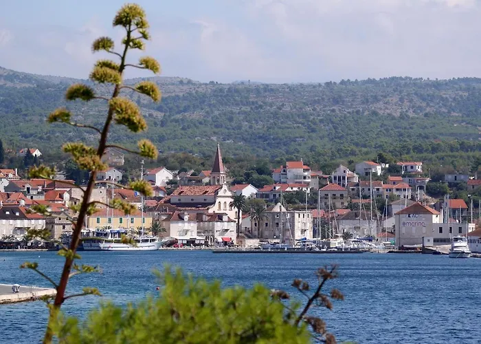 Apartman By The Sea Milna, Brac - 5242 Milna